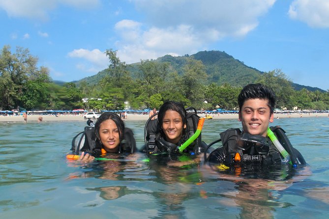 Discover Scuba Diving for Beginners (Non Certified Divers) - Included in the Package