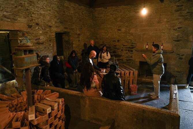 DOURO VALLEY in 8 Pax Groups W/ 2 Wineries, Lunch and 1h Cruise - Inclusions and Exclusions
