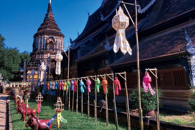 Experience The Real Chiang Mai by Bike - Visiting Famous Landmarks