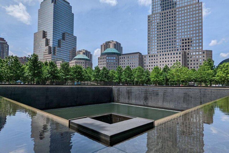 First Responder Guided 911 Memorial W/ Retired NYPD Officers - Tour Features