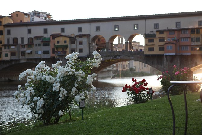 Florence River Cruise on a Traditional Barchetto - Key Highlights