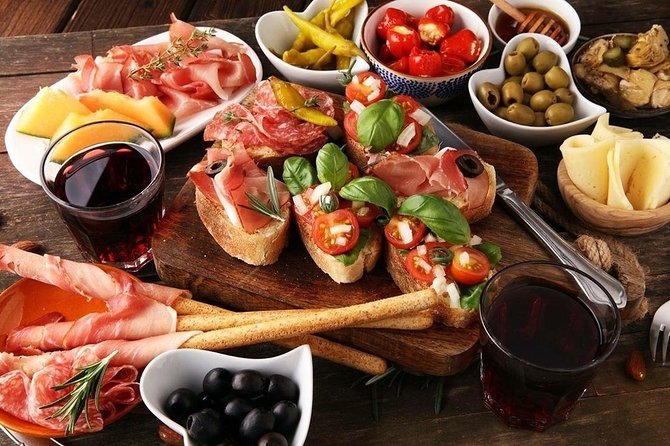 Food Tasty Walking Tour in Civitavecchia - Tour Inclusions