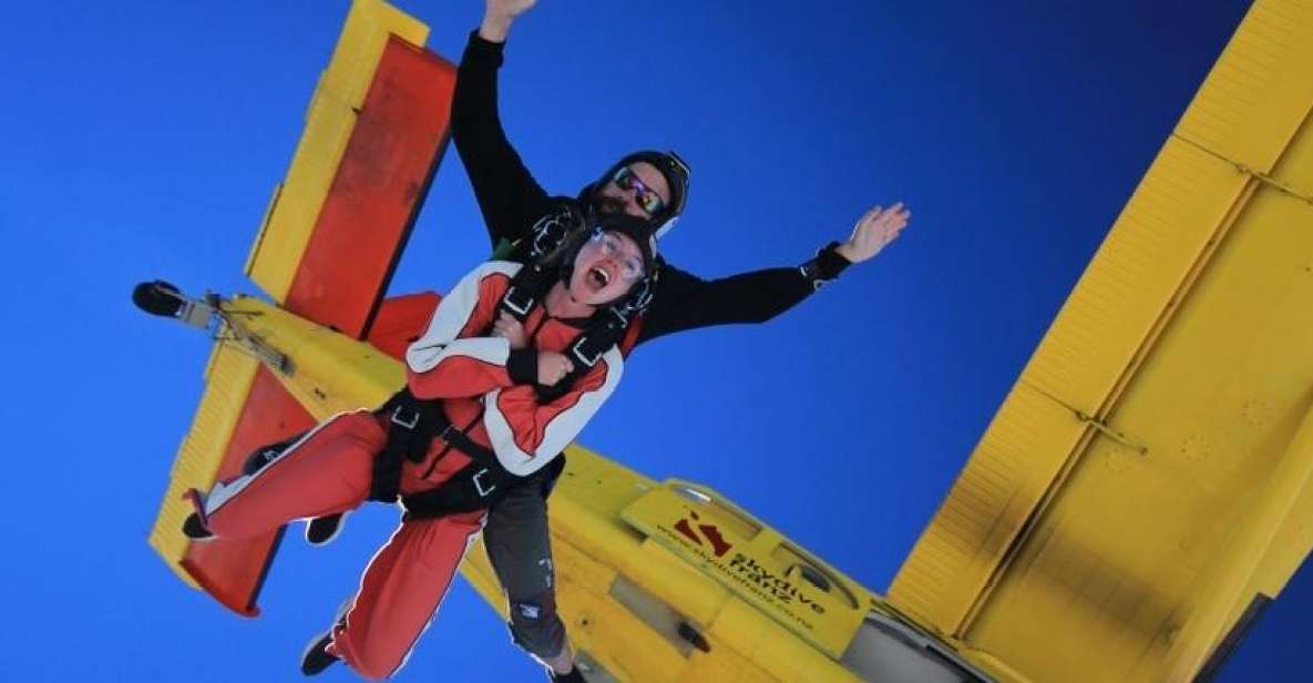 Franz Josef: 13,000ft, 16,500ft or 18,000ft Skydive - Pricing and Duration Details