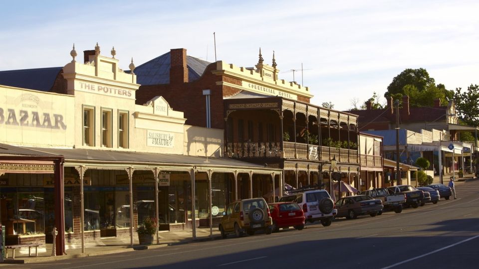 From Beechworth: 3-Day Murray to Mountains Trail Biking Tour - Itinerary Details