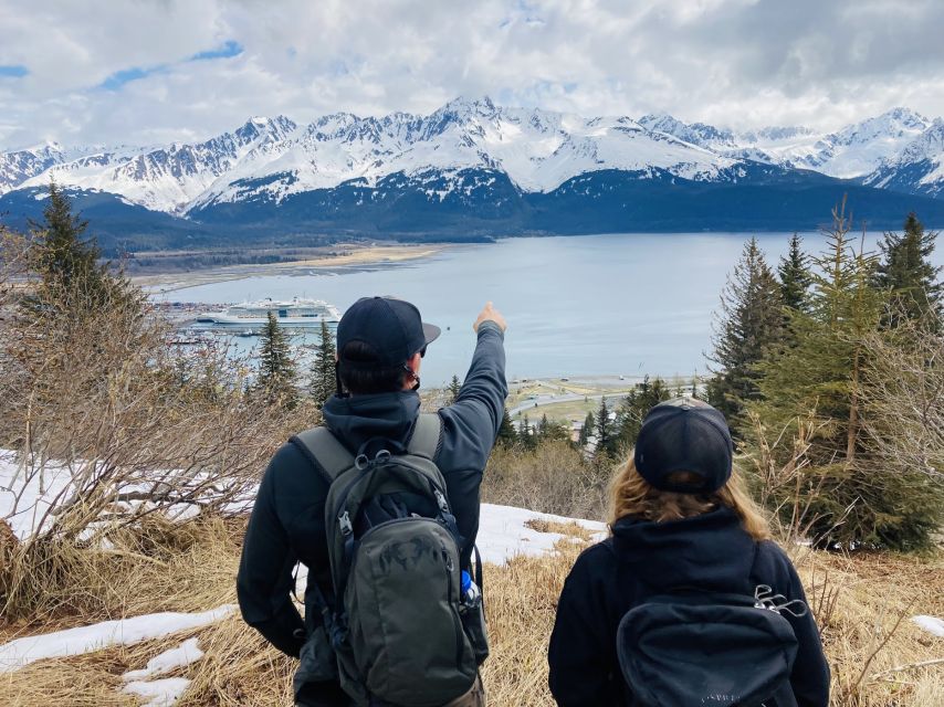 From Seward: 4-hour Wilderness Hiking Tour - Alaskan Wildlife and History