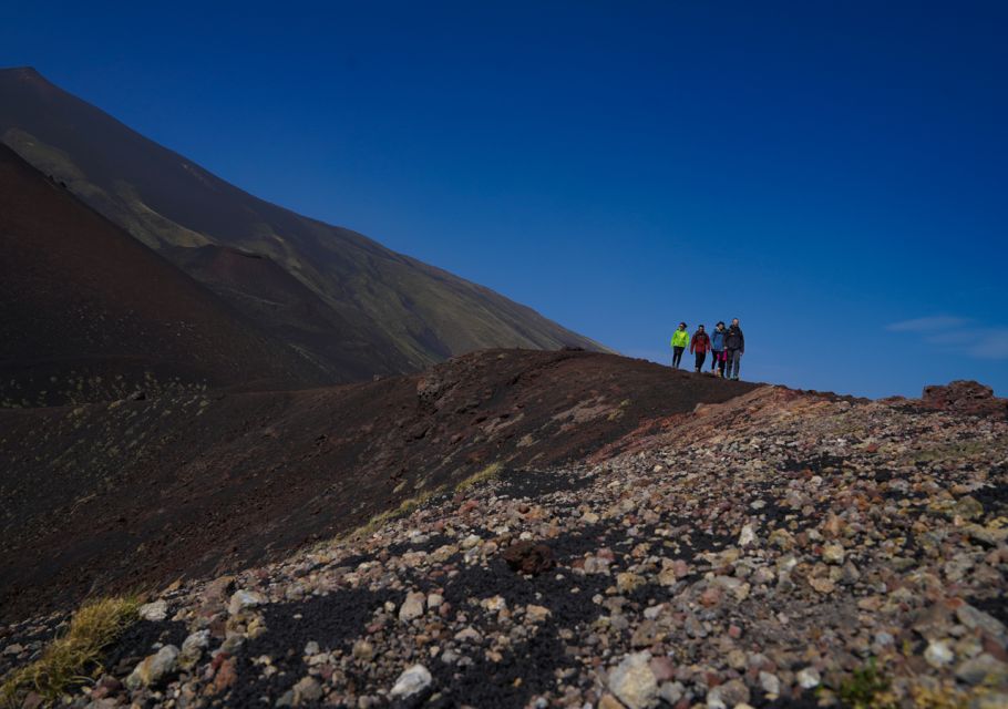 From Syracuse: Mount Etna Guided Morning Hike & Food Tasting - Guided Morning Hike