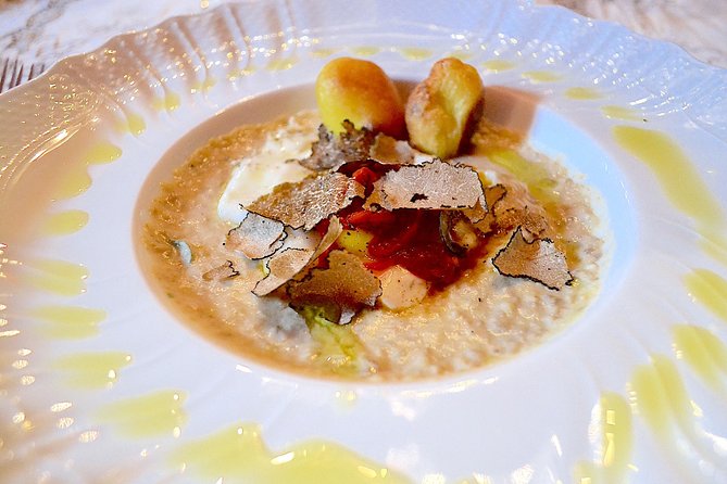 Full-Day Small-Group Truffle Hunting in Tuscany With Lunch - Meeting and Pickup