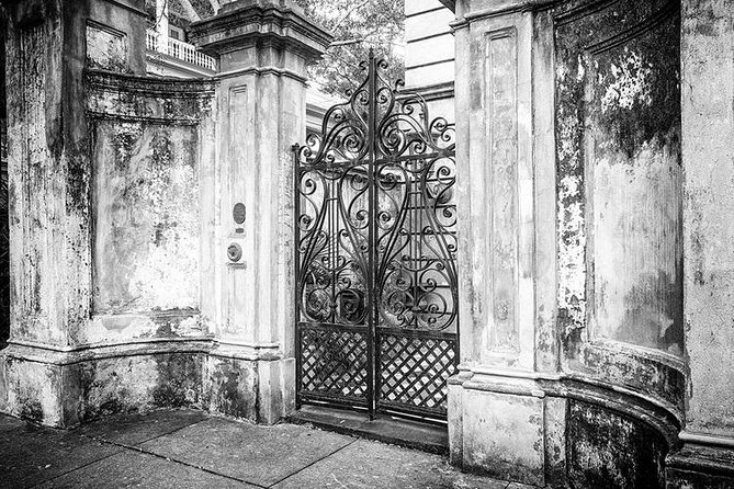 Ghosts of Charleston Night-Time Walking Tour With Unitarian Church Graveyard - Tour Information