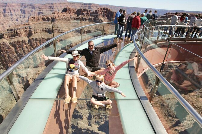 Grand Canyon and Hoover Dam Small Group Day Tour - Luxury Transport and Amenities