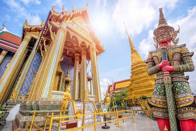 Grand Palace, Wat Phra Kaew, Wat Pho and Wat Arun Walking Tour From Bangkok - Highlights of the Tour