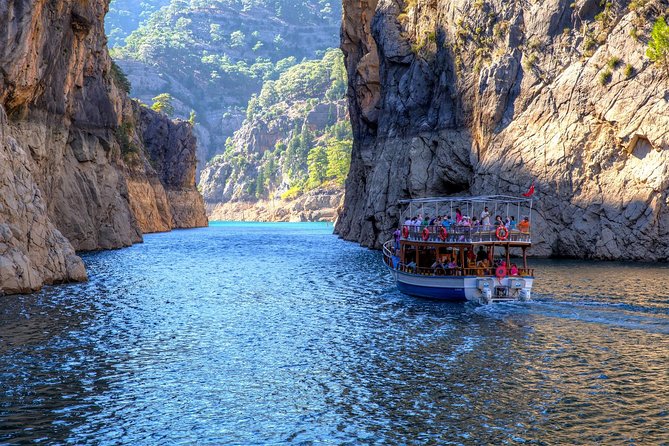 Green Canyon Boat Trip With Lunch and Beverages From Side - Exploring the Taurus Mountains Backdrop