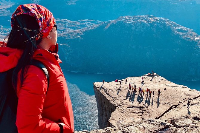 Guided Hike to Pulpit Rock Preikestolen - Moderately Challenging Hike