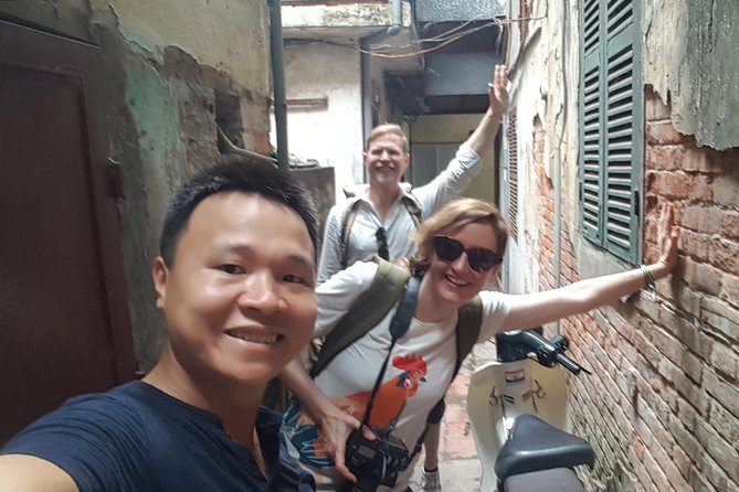 Hanoi Street Food Tour With Local Delicacies - Culinary Exploration