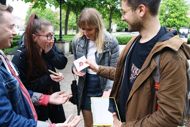 Hevelius Treasure | Scavenger Hunt - Solving Riddles and Clues