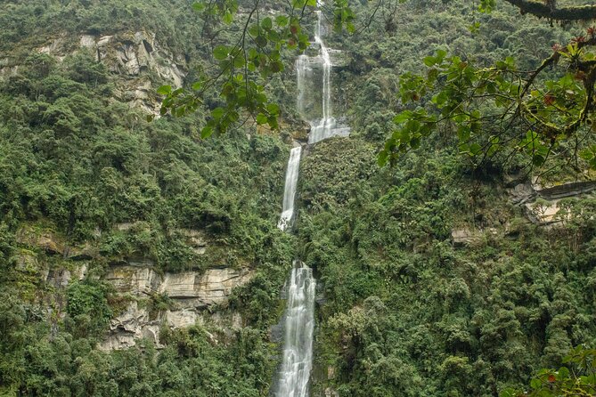 Hike La Chorrera and El Chiflón Mighty Waterfalls From Bogota - Itinerary Highlights