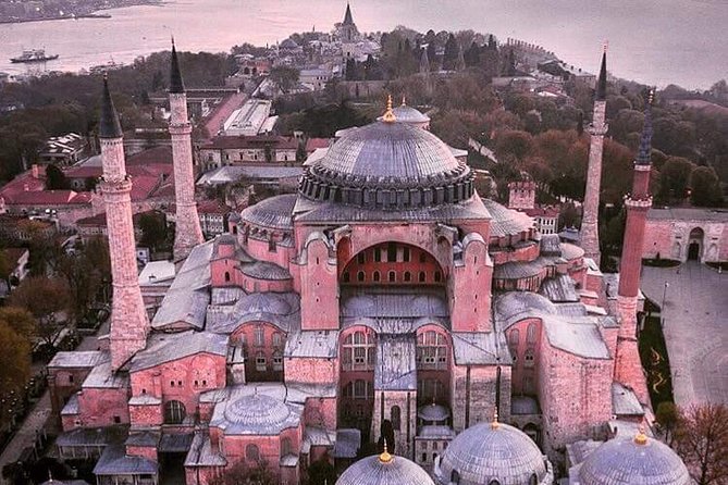 Historical Peninsula - Hippodrome and Basilica Cistern