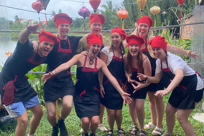 Hoi An Eco Cooking Class (Local Market, Basket Boat Ride, Crab Fishing & Cooking) - Culinary Experience