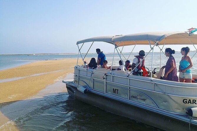 Ilha Deserta and Farol Island: a Small Group Boat Trip in Ria Formosa From Faro - Discovering Farol Island