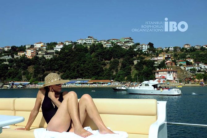 Istanbul to Bosphorus and Black Sea Full Day Cruise With Lunch - Stop at Ortaköy Neighborhood