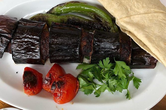 Istanbul Traditional Food Tour With Dinner on Off-Touristy-Path - Exploring European and Asian Sides