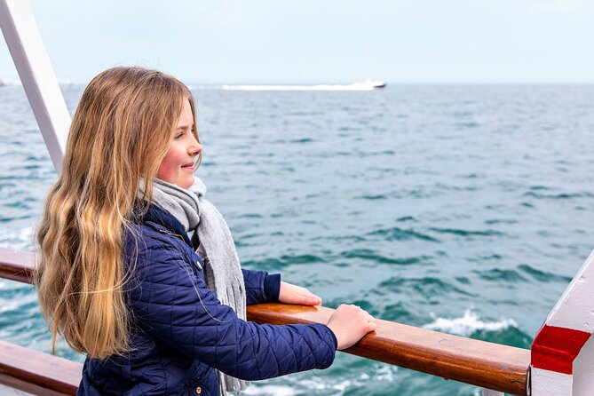 Jurassic Coastal Cruise From Poole - Cruising the UNESCO Jurassic Coast