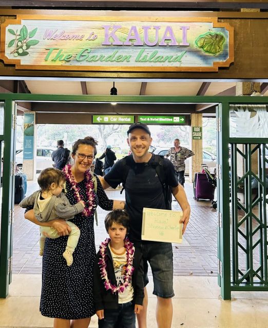 Kauai Flower Greeting - Experiencing the Kauai Lei Greeting