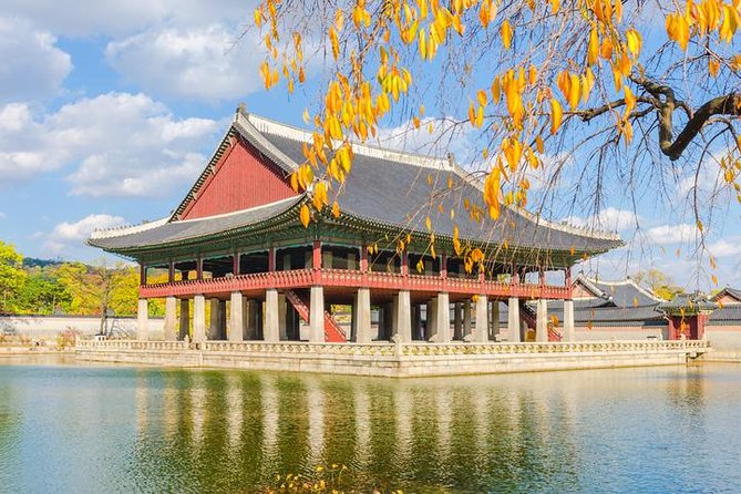 Korean History & Heritage Tour - Highlights of Kwangjang Market