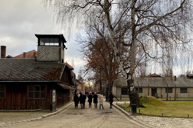 Krakow: Auschwitz-Birkenau Guided Tour & Hotel Pick Up - Pickup and Start Time