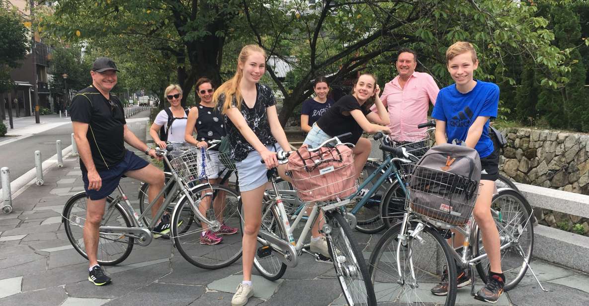 Kyoto: Ginkakuji and the Philosophers Path Guided Bike Tour - Exploring Ginkakuji Temple