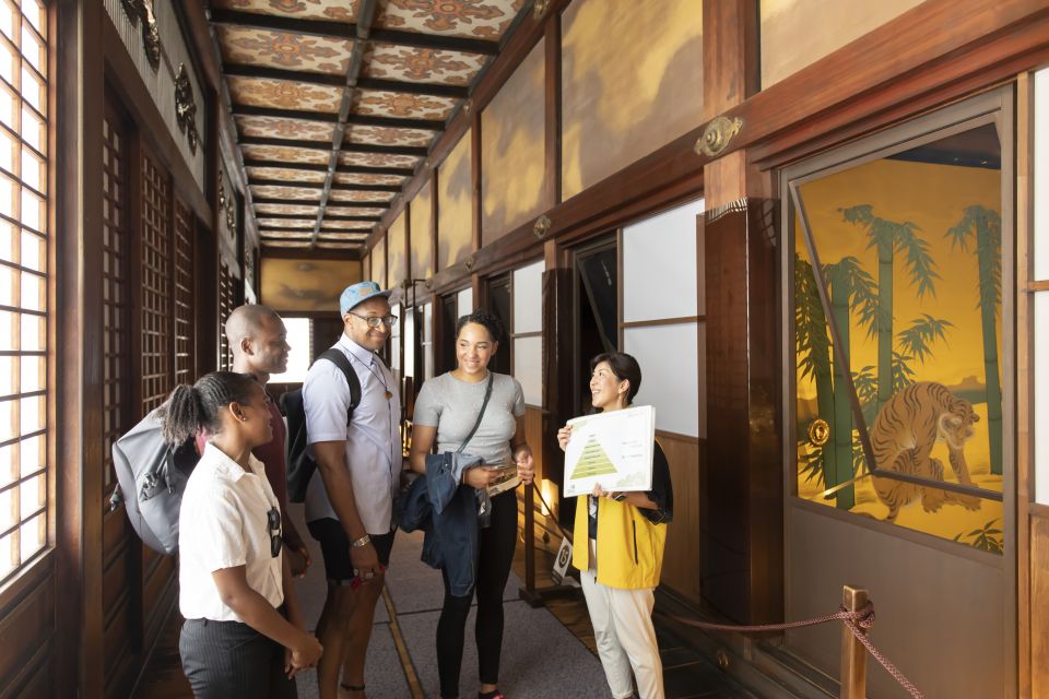 Kyoto: Nijo-jo Castle and Ninomaru Palace Guided Tour - Guided Tour Highlights