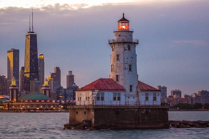 Lake Michigan Sunset Cruise in Chicago - Landmarks and Commentary