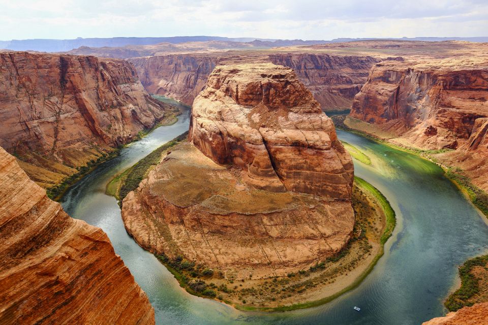 Las Vegas: Antelope Canyon & Horseshoe Bend Tour With Pickup - Itinerary Highlights