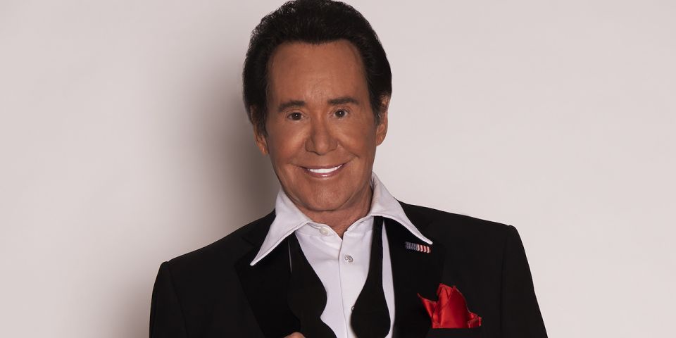 Las Vegas: Wayne Newton - Up Close and Personal - Iconic Signature Song Danke Schoen