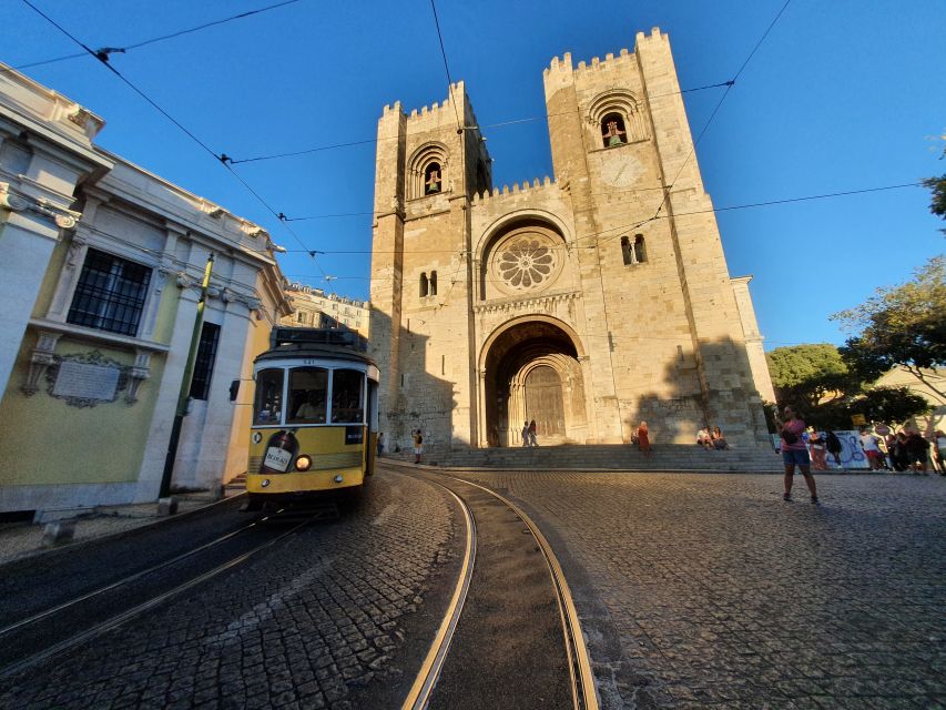 Lisboa: Old Town, New Town & Belem Full Day Tour - Itinerary Highlights