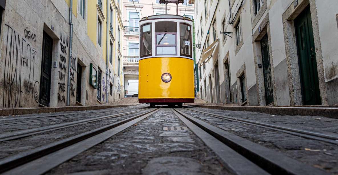 Lisbon: Insta-Perfect Walk With a Local - Exploring Lisbons Instagrammable Spots