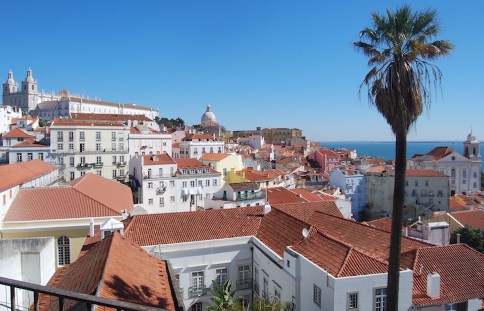 Lisbon Tuk Tuk Guided Tour - Tour Description and Highlights