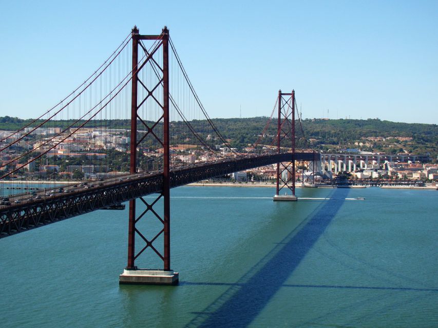 Lisbon's South Side, River Tejo & 3-Hour Walking Tour - Experience Highlights