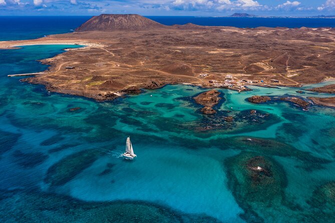 Lobos Island Half-Day Sailing Tour With Lunch - Meeting Point and Pickup