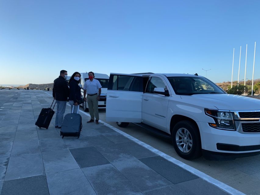 Los Cabos: Private Roundtrip Transfer to Los Cabos Airport - Included in the Transfer