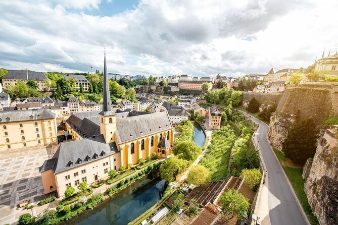 Luxembourg City Walking and Wine Tasting Tour - Guided Sightseeing Highlights