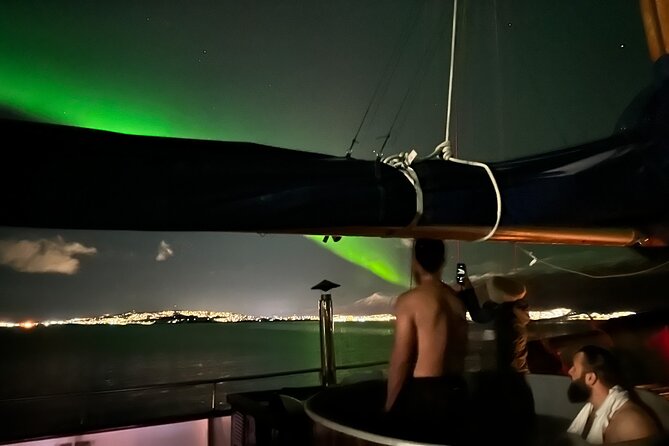 Luxury Northern Lights Cruise With Hot Tub and Dinner - Inclusions