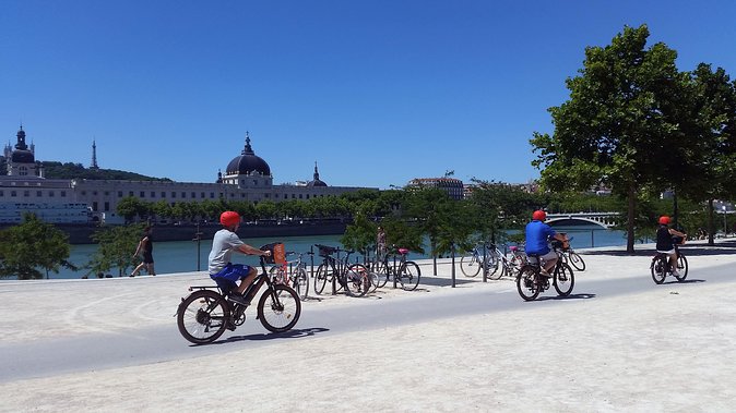 Lyon Small-Group Guided Electric Bike Tour With a Local Guide - Meeting Point and Time