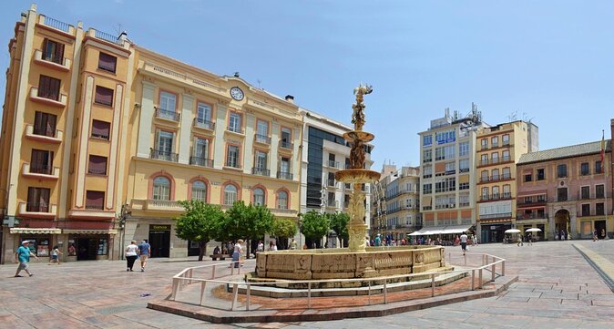 Malaga Tapas and Wine Tour - Meeting Details