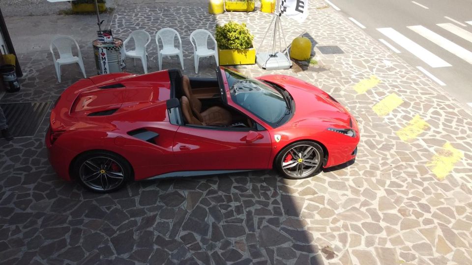 Maranello: Test Drive Ferrari 488 Spider - Booking Information