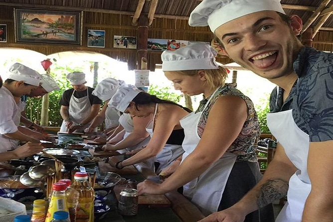 Market Tour , Basket Boat and Cooking Class Hoi An - Included in the Experience