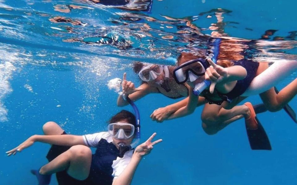 Maui: Semi-Private 2.5 Hour Eco-Raft Turtle Snorkel Tour - Vessel and Group Size