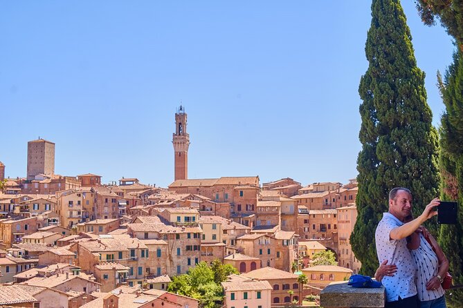 Medieval Gems of Tuscany: Siena, San Gimignano and Monteriggioni - Guided Tour of Siena