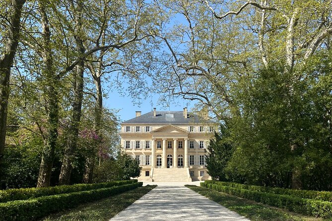 Medoc Afternoon Wine Tour - 2 Wineries, Tastings & Delicacies - Learn Wine Production Techniques
