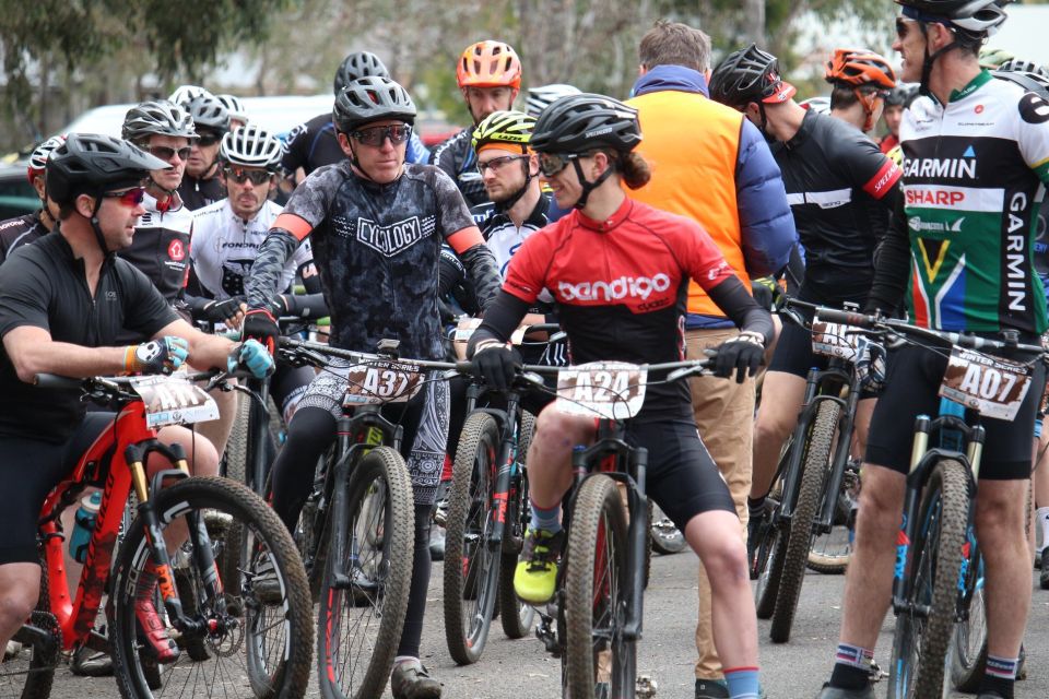 Melbourne: 1-Day Mountain Biking Adventure With Lunch - Experience Highlights