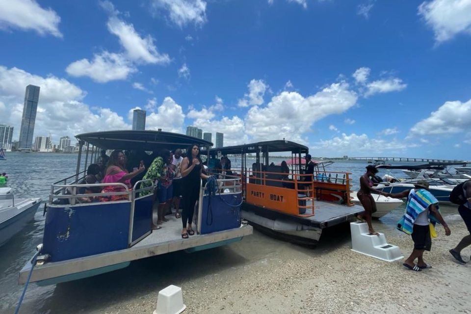 Miami Extreme Aquatic Experience : Boat, Jet Ski, Water Toys - Keeping Drinks and Snacks Chilled